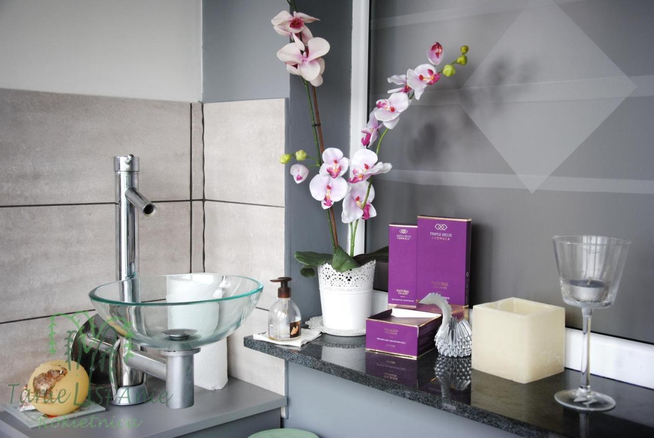 Taniespanie Rokietnica Rokietnica  エクステリア 写真